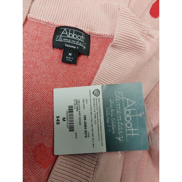 *NWT* Women's Abbott Elementary M Light Pink Long Sleeve Heart Cardigan #L5 - Picture 3 of 3